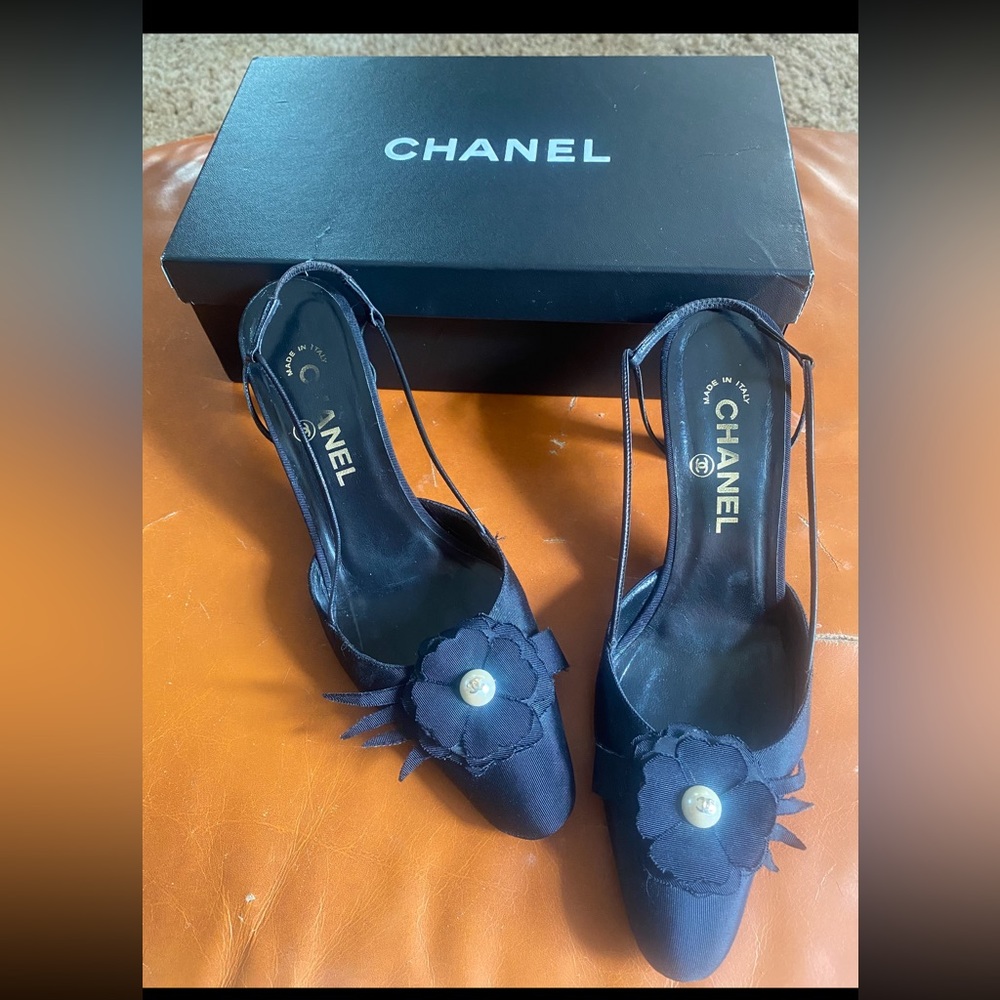 Floral Chanel kitten heels. Super classy and cute! Priced according to wear.